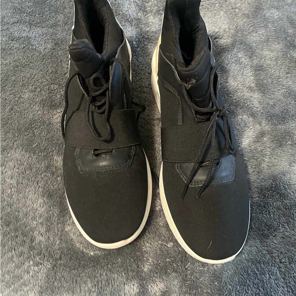 Black/Gold sneakers size 9